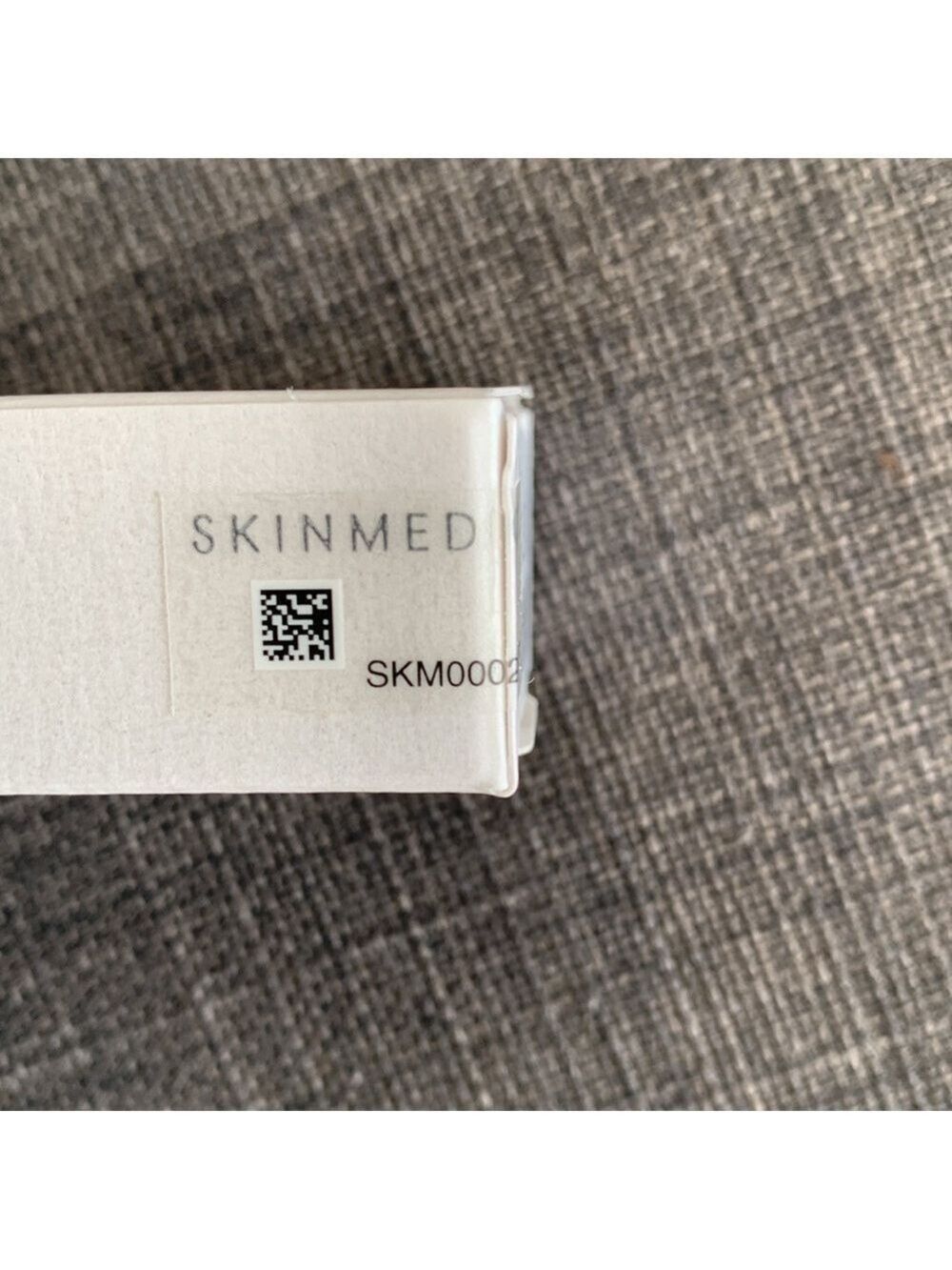 SkinMedica Even & Correct Facial Cream w Retinol - Picture 5 of 7